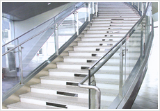 �����o��